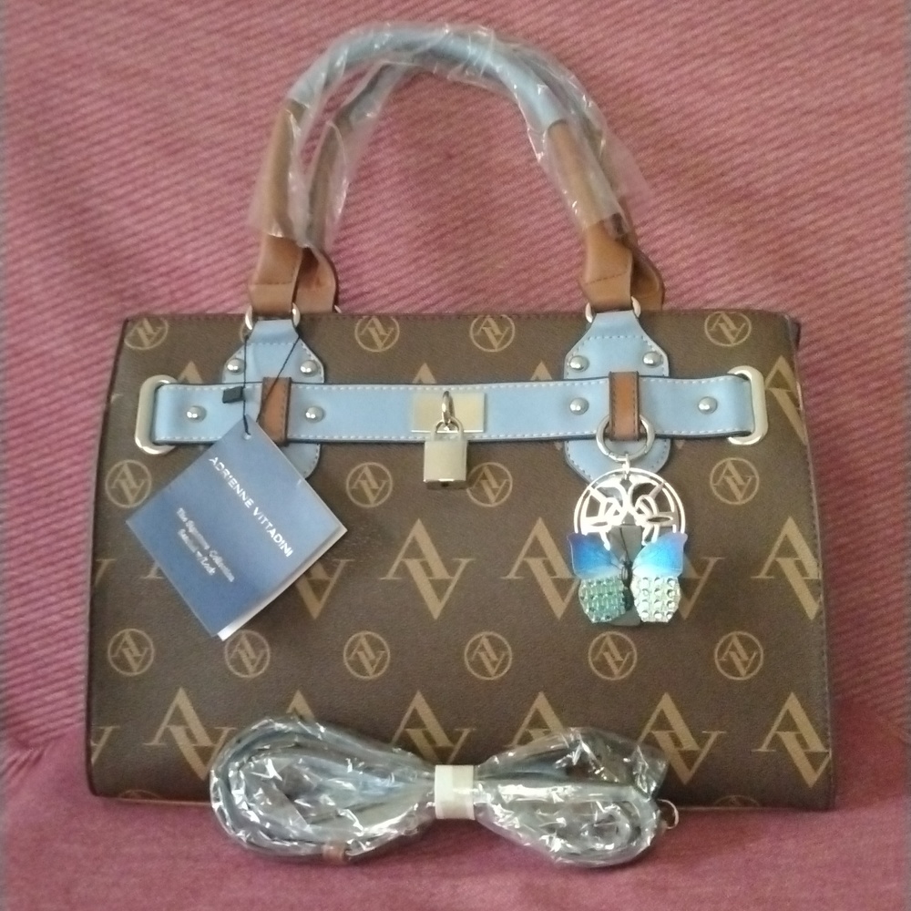Adrienne Vittadini Signature Collection Satchel